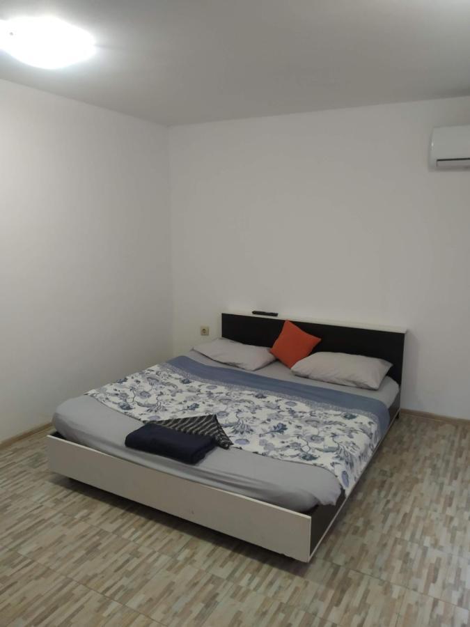 Ferienwohnung Апартамент Средна Гора Warna Exterior foto